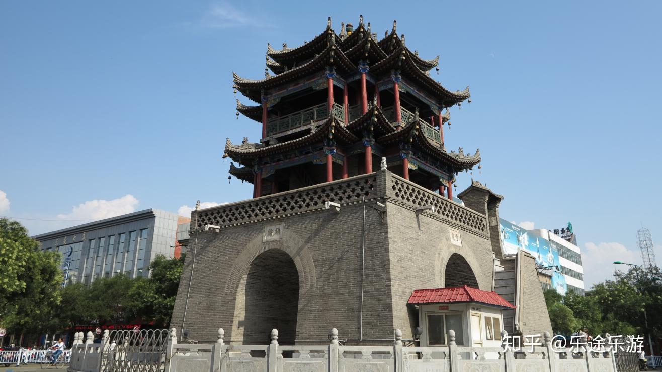 A scenic view of Shizuishan Pingluo Yuhuangge