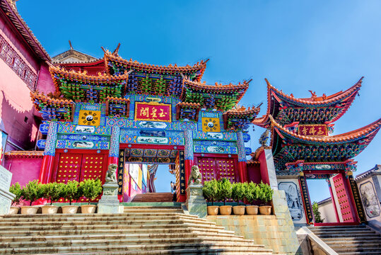 A scenic view of Shizuishan Pingluo Yuhuangge