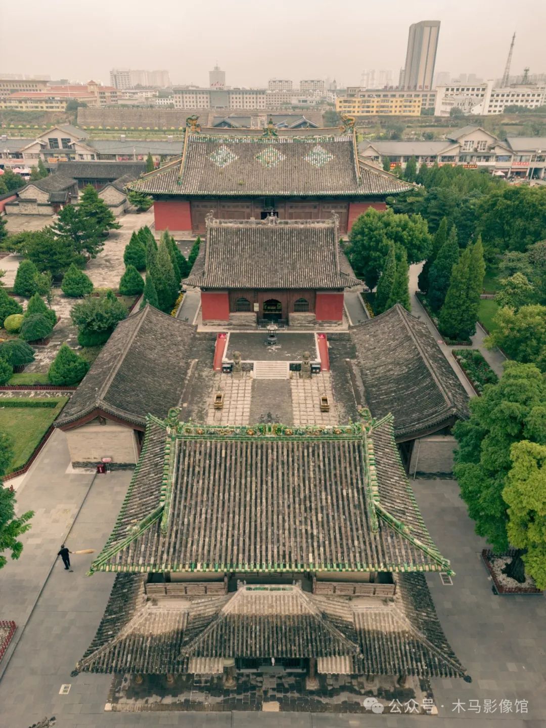 A scenic view of Shuozhou Jingtu Temple
