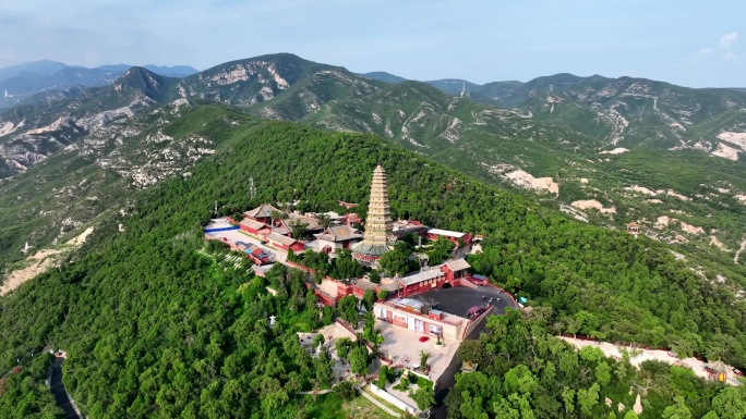 A scenic view of Shuozhou Jingtu Temple