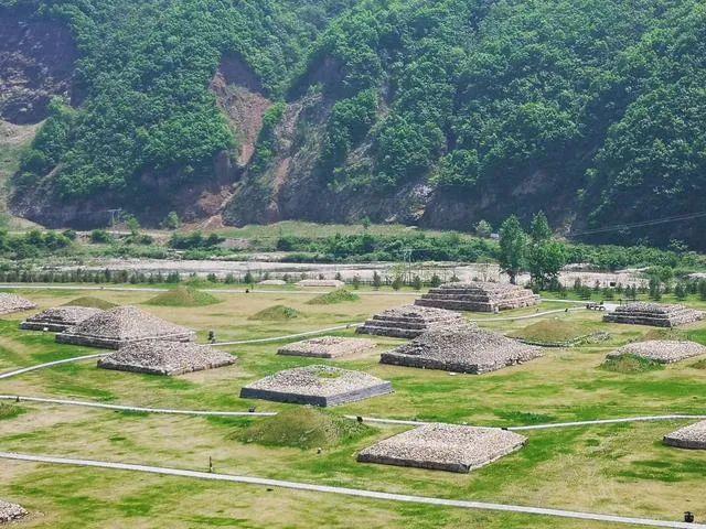 A scenic view of Songyuan Shitouchengzi Guchengzhi