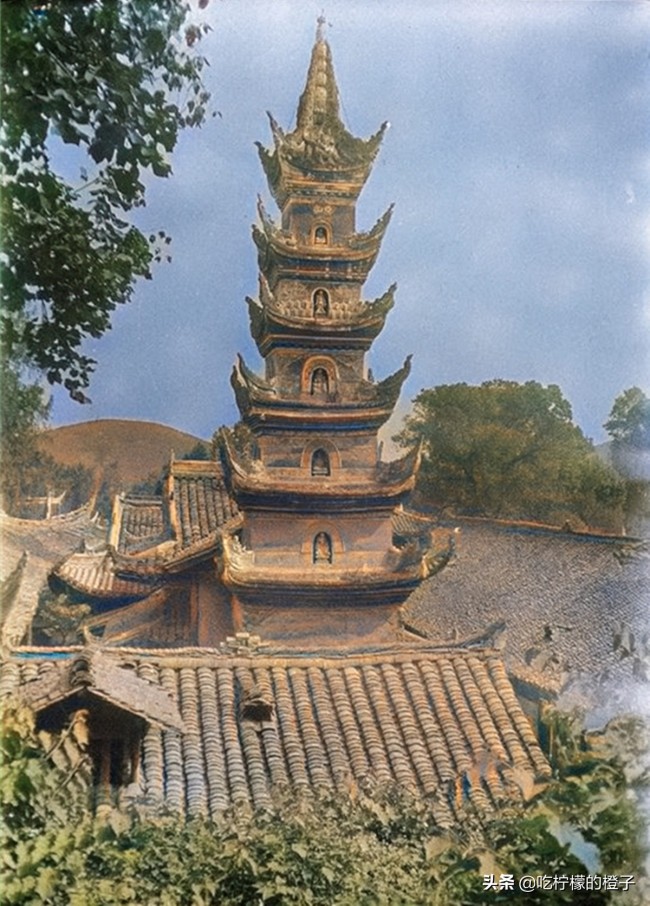 A scenic view of Suining Pengxi Jinxian Si Dadian