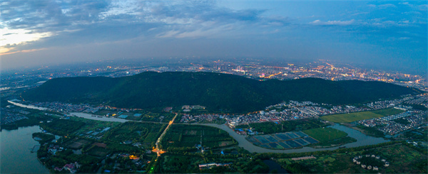 A scenic view of Suzhou Caiyitang