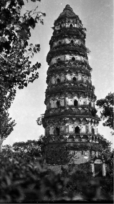 A scenic view of Suzhou Chongjiao Xingfusi Ta