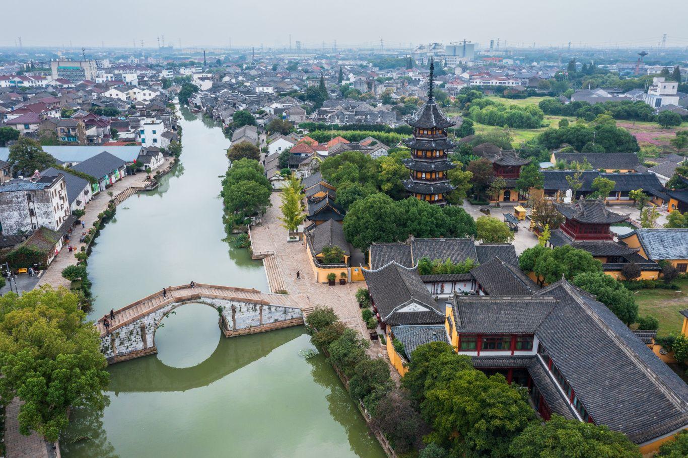 A scenic view of Suzhou Ciyunsi Ta