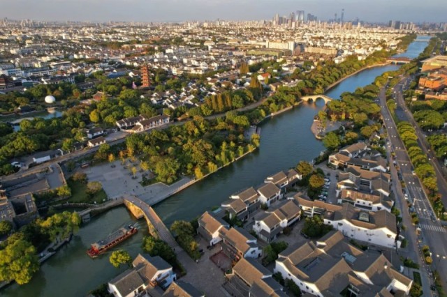 A scenic view of Suzhou Dayunhe Subitems