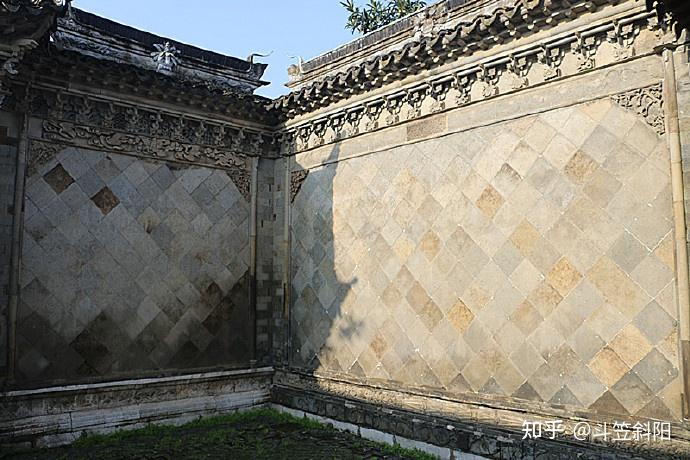 A scenic view of Suzhou Dongshan Guminju