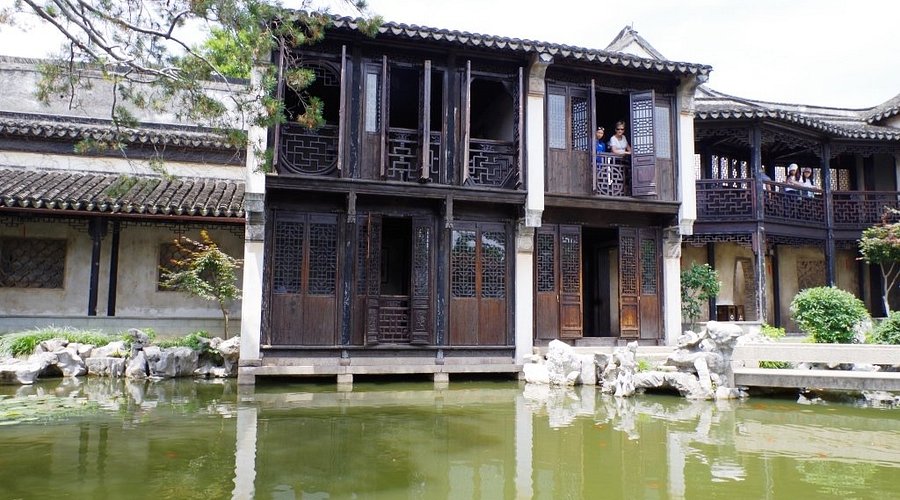 A scenic view of Suzhou Gengletang