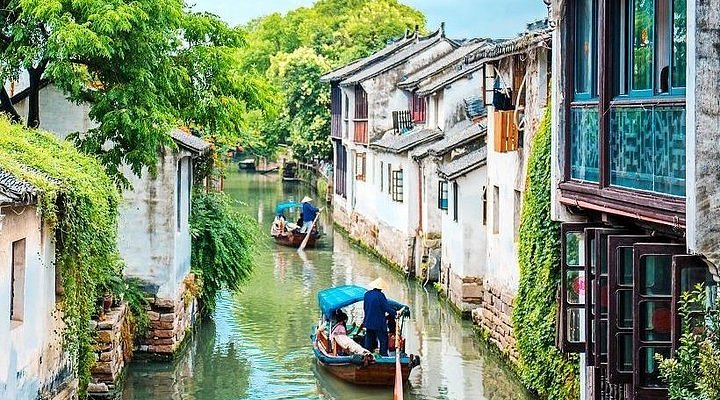 A scenic view of Suzhou Guyanwu Mu Ji Guju