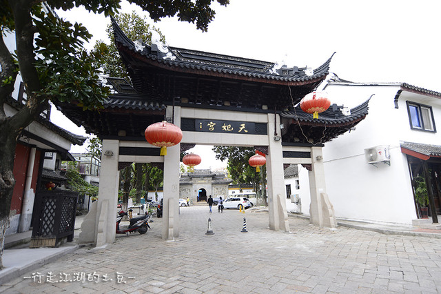 A scenic view of Suzhou Liuhe Tianfeigong Yiji