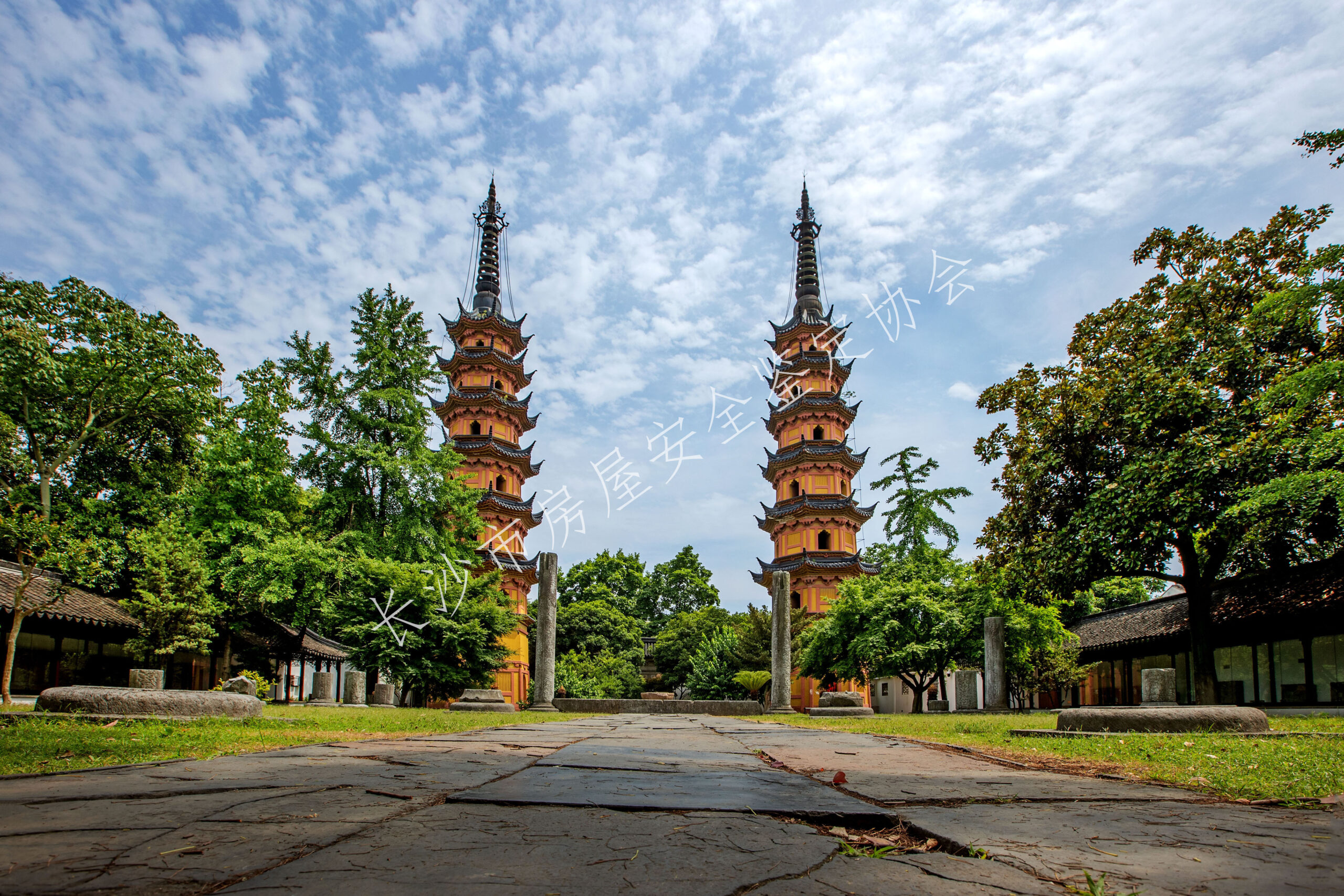 A scenic view of Suzhou Luohanyuan Shuangta Ji Zhengdian Yizhi