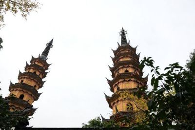 A scenic view of Suzhou Luohanyuan Shuangta Ji Zhengdian Yizhi