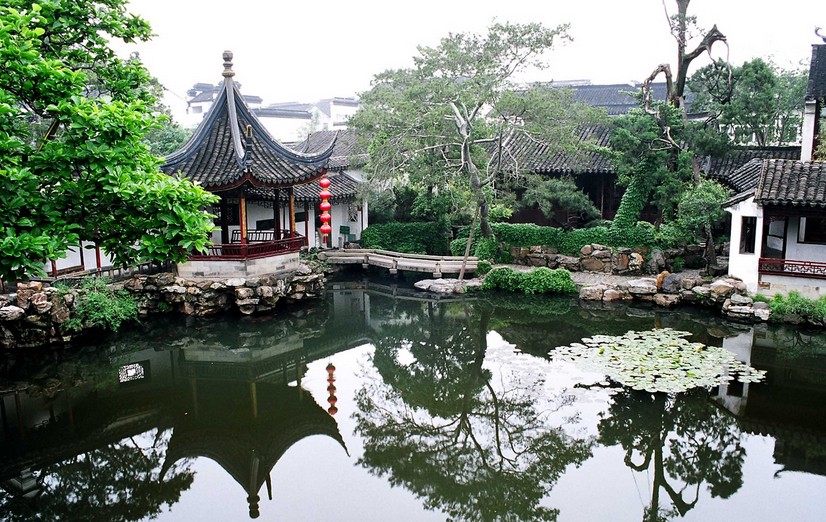 A scenic view of Suzhou Ouyuan