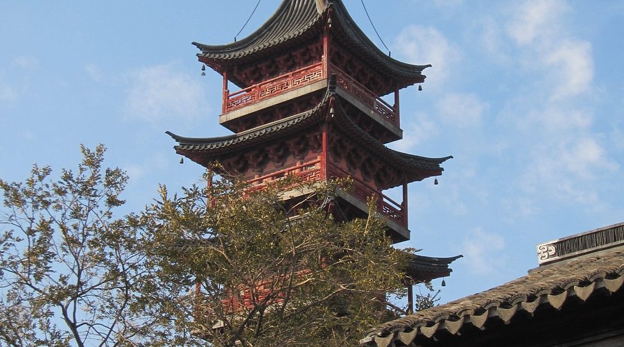 A scenic view of Suzhou Qinfengta