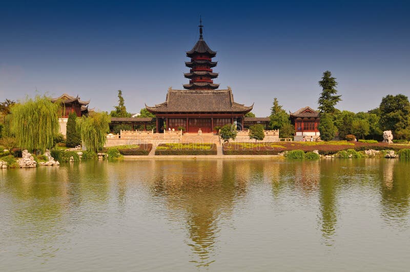 A scenic view of Suzhou Ruiguangta