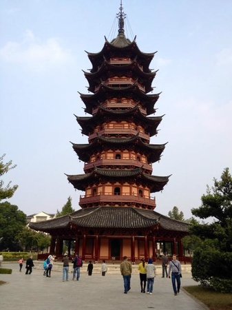 A scenic view of Suzhou Ruiguangta