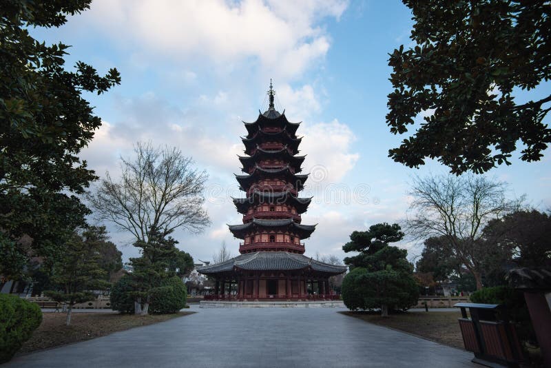 A scenic view of Suzhou Ruiguangta