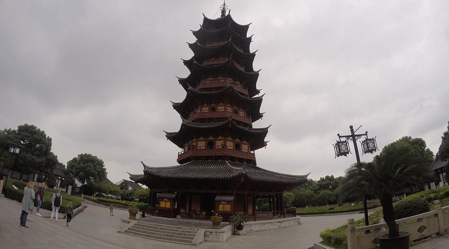 A scenic view of Suzhou Ruiguangta
