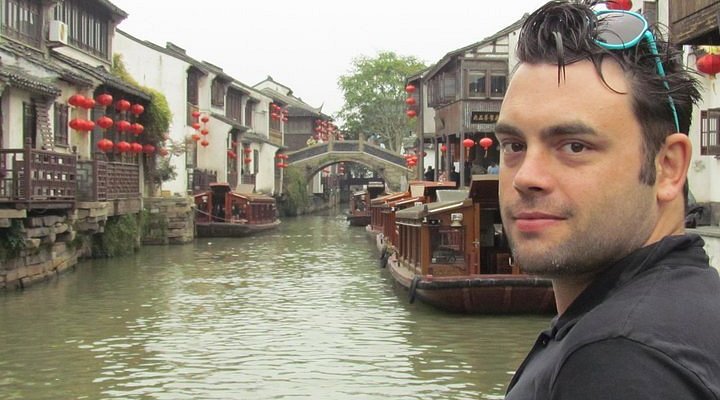 A scenic view of Suzhou Shijiantang