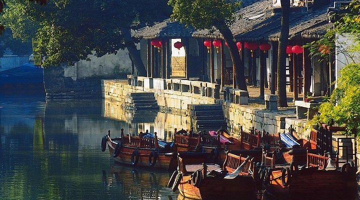 A scenic view of Suzhou Shijiantang
