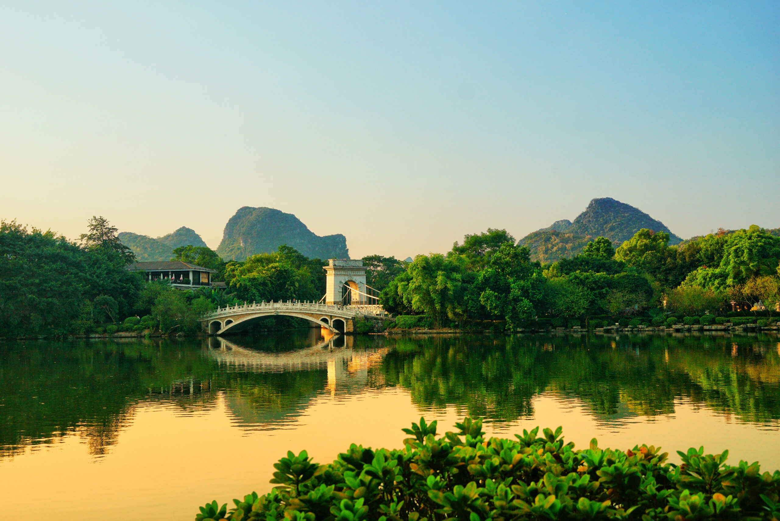 A scenic view of Suzhou Taicang Shigongqiao