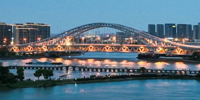 A scenic view of Suzhou Taicang Shigongqiao
