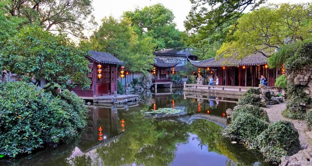 A scenic view of Suzhou Tuisi Yuan
