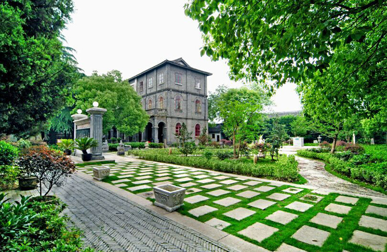 A scenic view of Suzhou Tuisi Yuan
