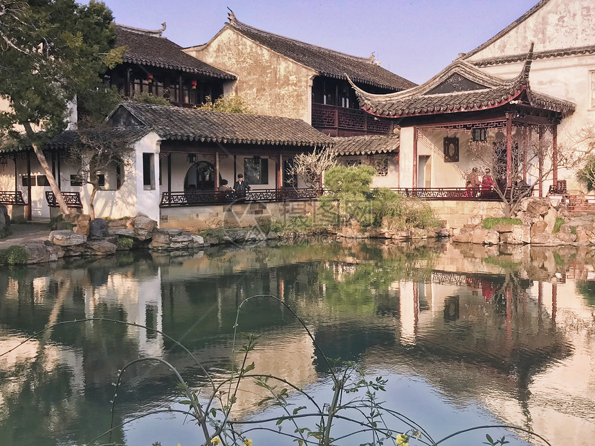 A scenic view of Suzhou Wangshiyuan