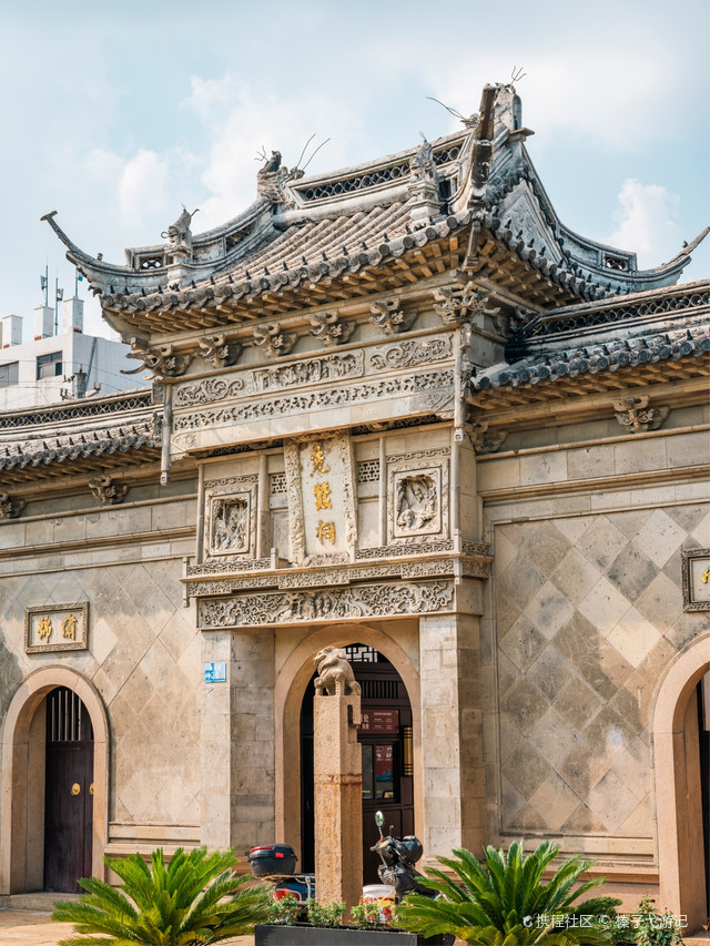A scenic view of Suzhou Xiancancan