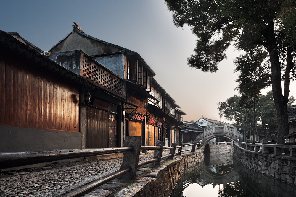 A scenic view of Suzhou Yangshi Zhaidi