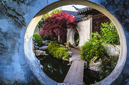 A scenic view of Suzhou Yipu