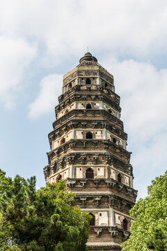 A scenic view of Suzhou Yunyansi Ta