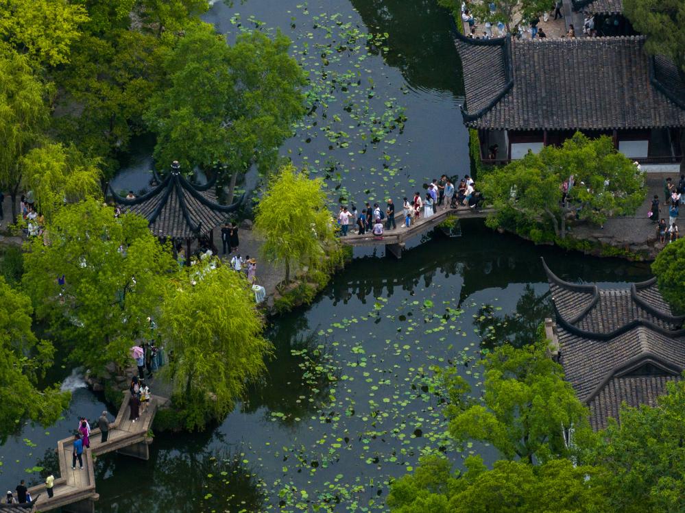 A scenic view of Suzhou Zhuozhengyuan