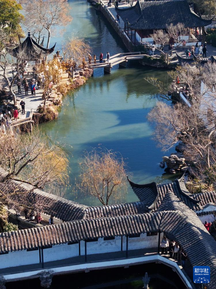 A scenic view of Suzhou Zhuozhengyuan