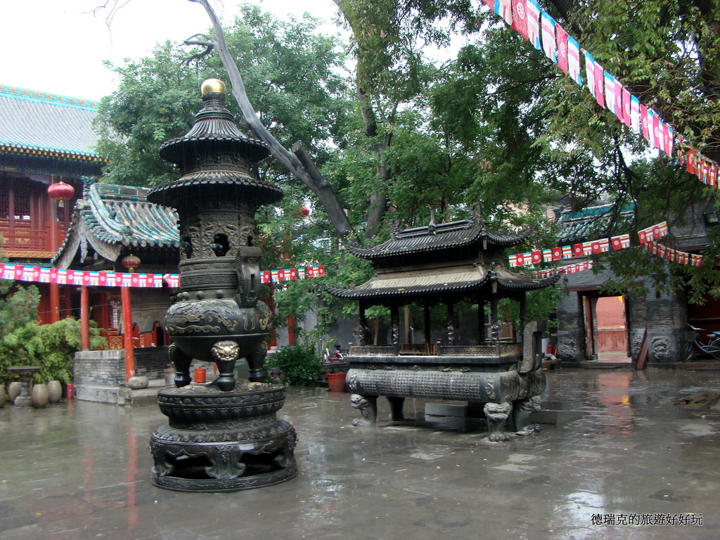 A scenic view of Taiyuan Chongshan Temple Dabei Hall