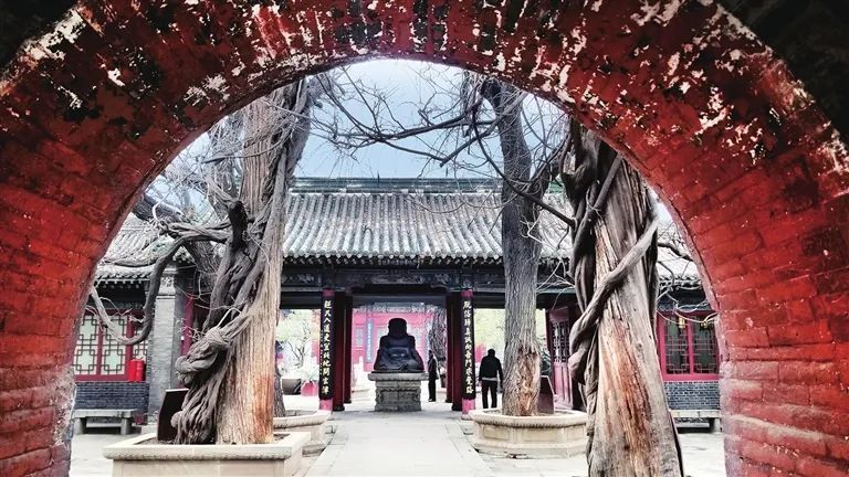 A scenic view of Taiyuan Chunyang Palace