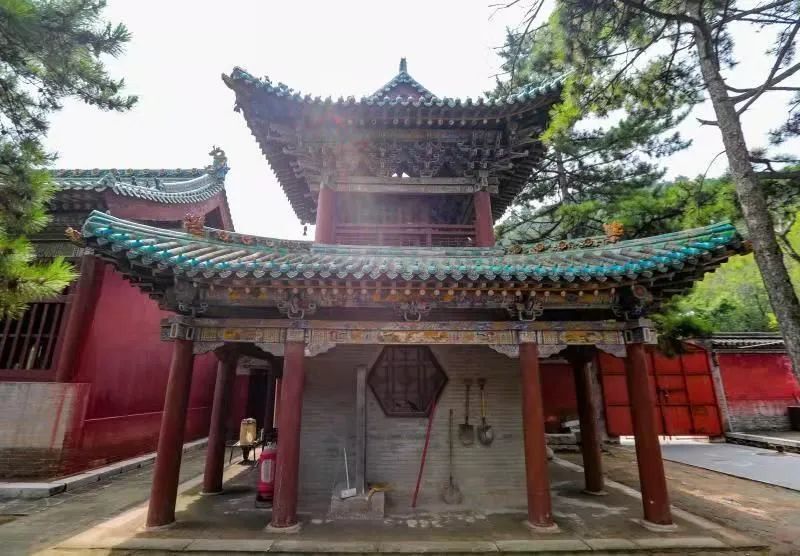 A scenic view of Taiyuan Duo Fu Temple