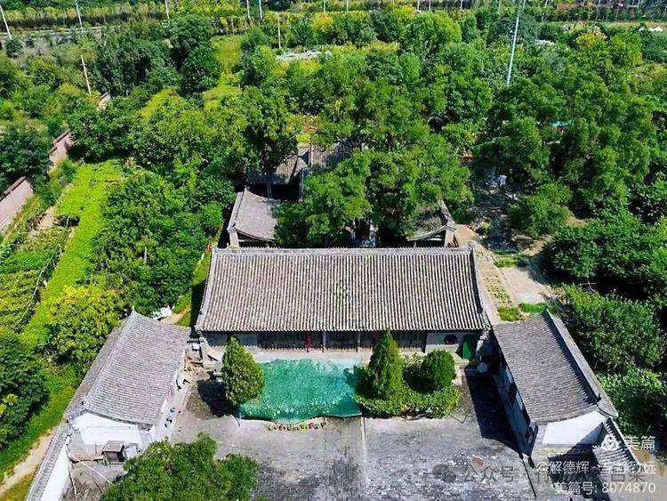 A scenic view of Taiyuan Hu Tu Miao