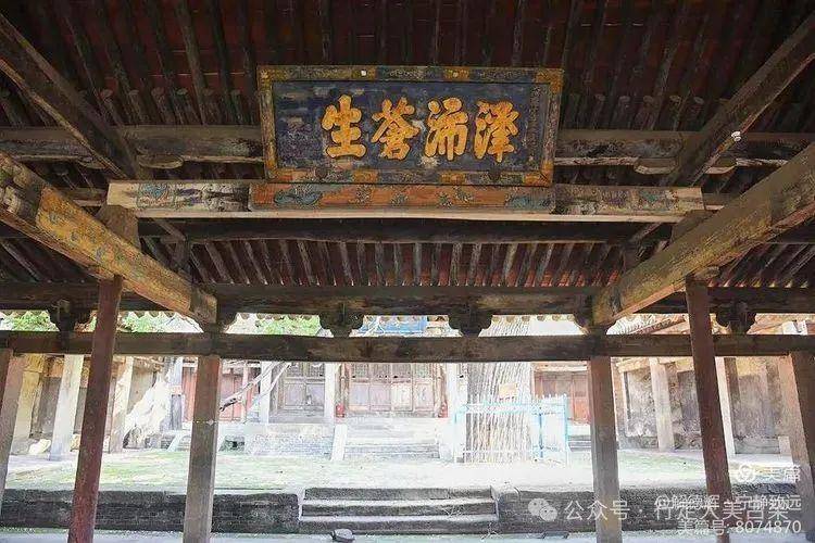 A scenic view of Taiyuan Hu Tu Miao