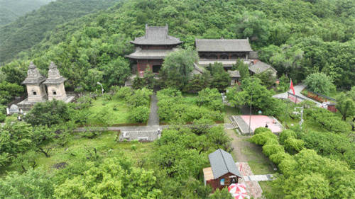 A scenic view of Taiyuan Mengshan Kaihua Temple Ruins