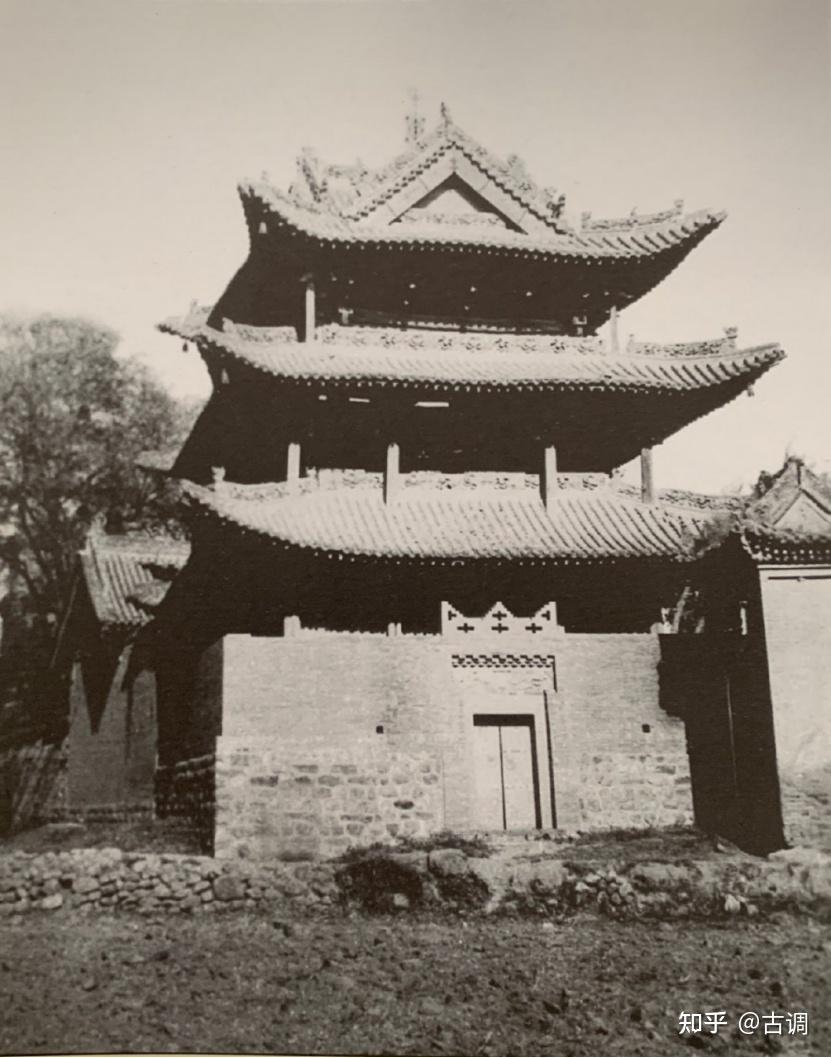 A scenic view of Taiyuan Ming Xiu Temple