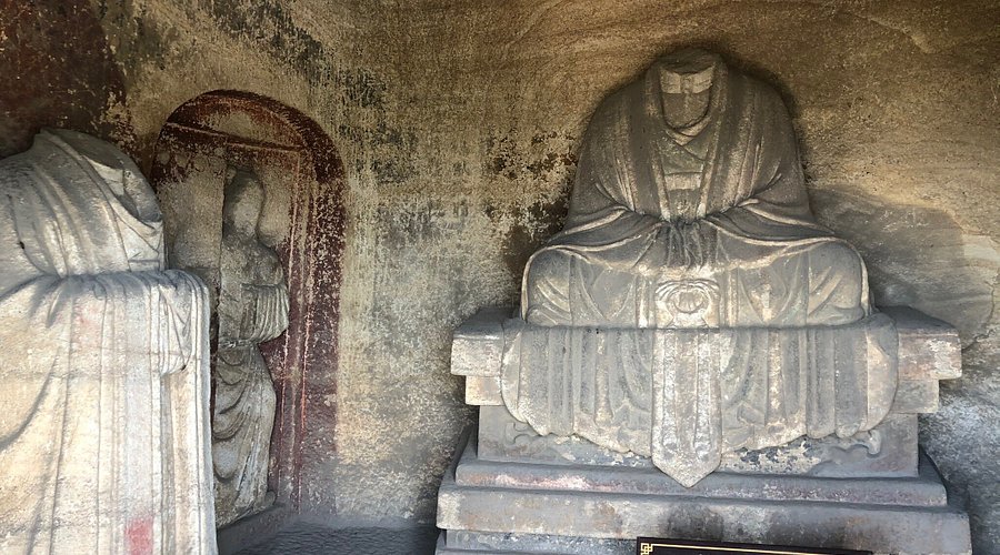 A scenic view of Taiyuan Tianlongshan Grottoes