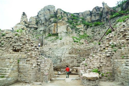 A scenic view of Taiyuan Tongzi Temple Ruins