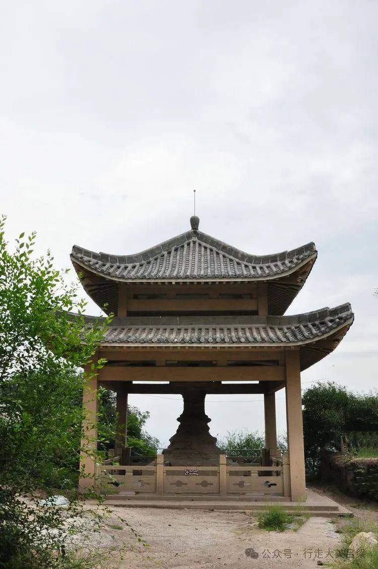 A scenic view of Taiyuan Tongzi Temple Ruins