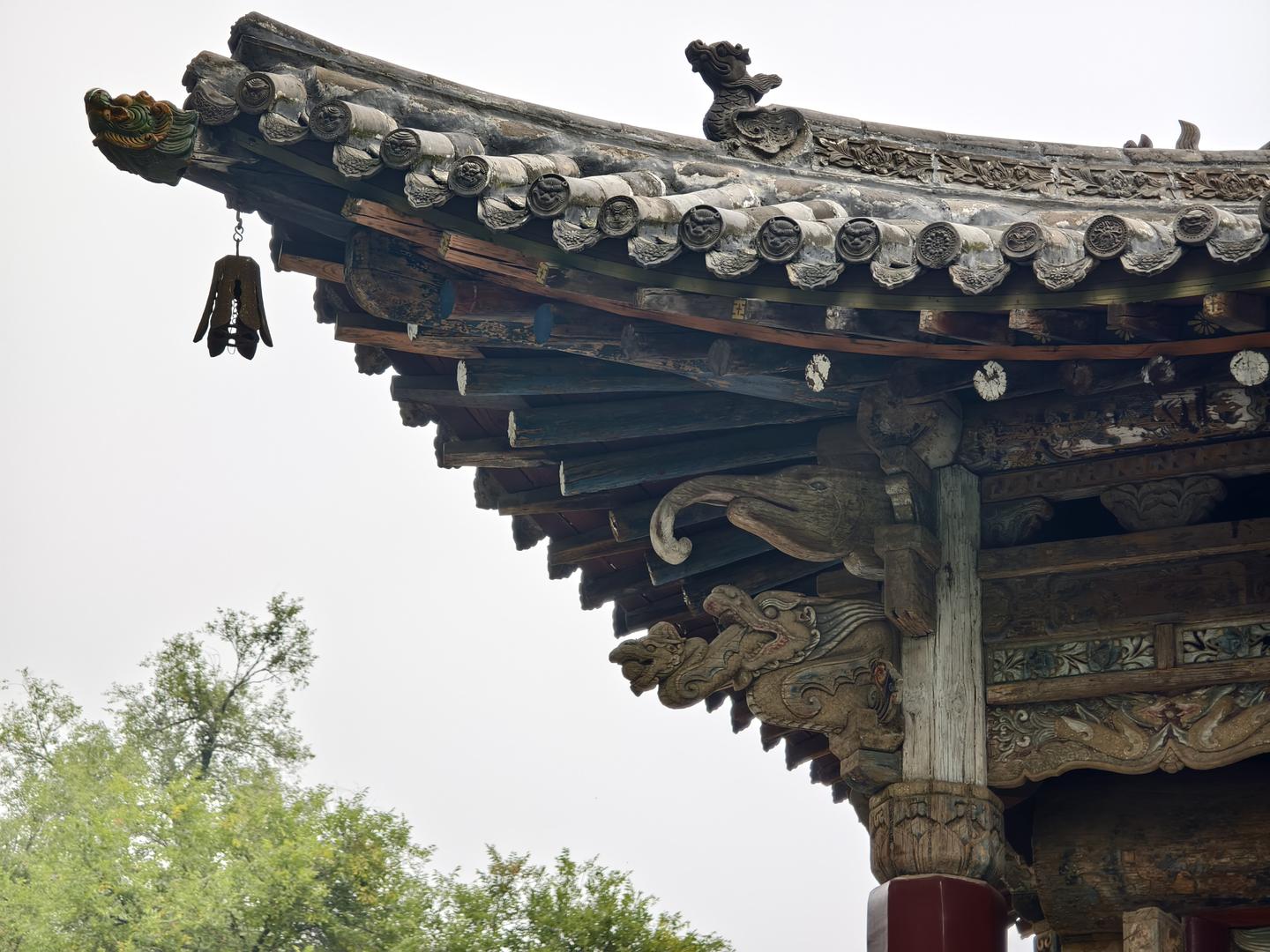 A scenic view of Taiyuan Yangqu Dawang Temple Hall