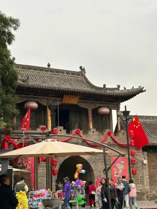 A scenic view of Taiyuan Yangqu Dawang Temple Hall