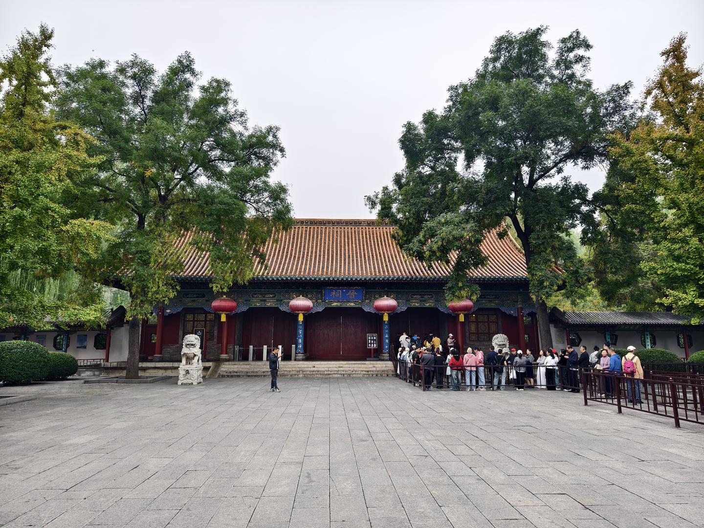 A scenic view of Taiyuan Yangqu Dawang Temple Hall