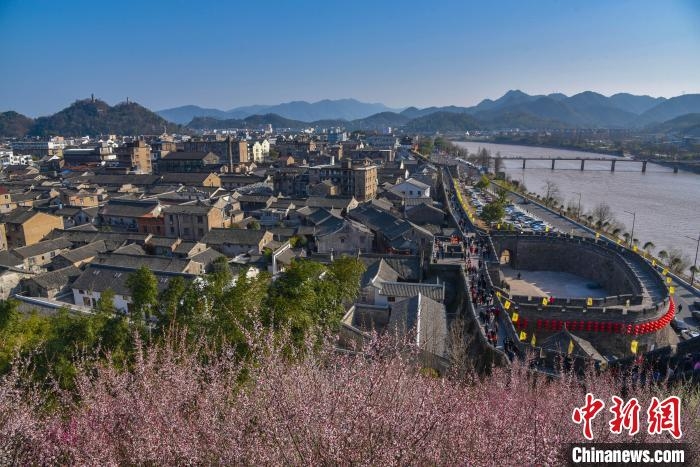 A scenic view of Taizhou Fu Chengqiang