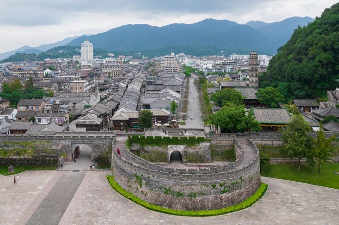 A scenic view of Taizhou Fu Chengqiang